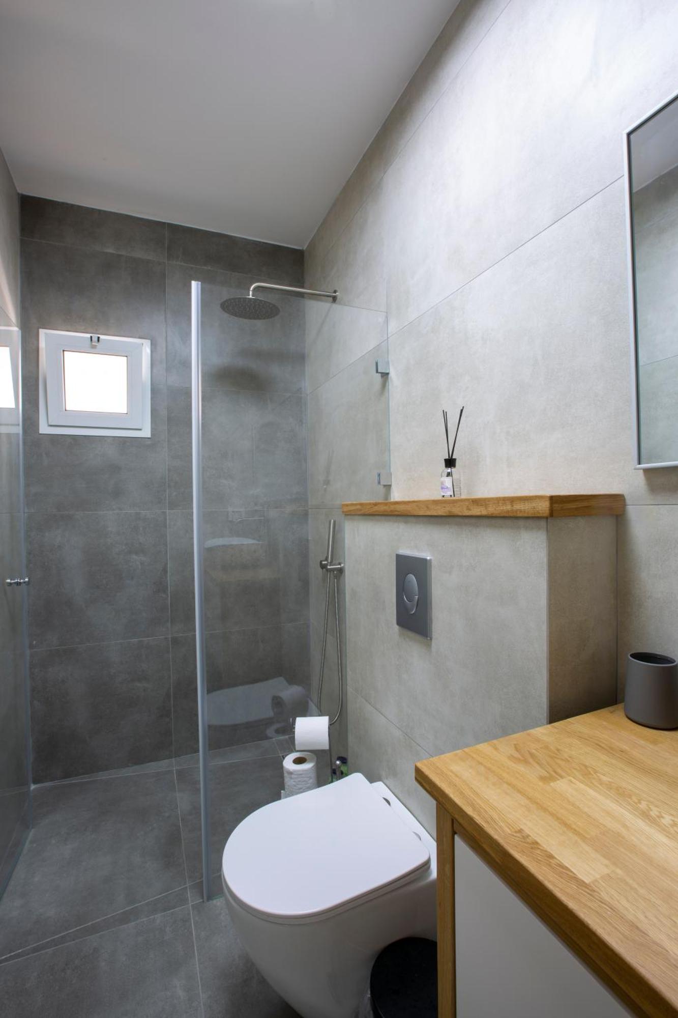 Ferienwohnung חוויה בכיכר גולד Netanja Exterior foto
