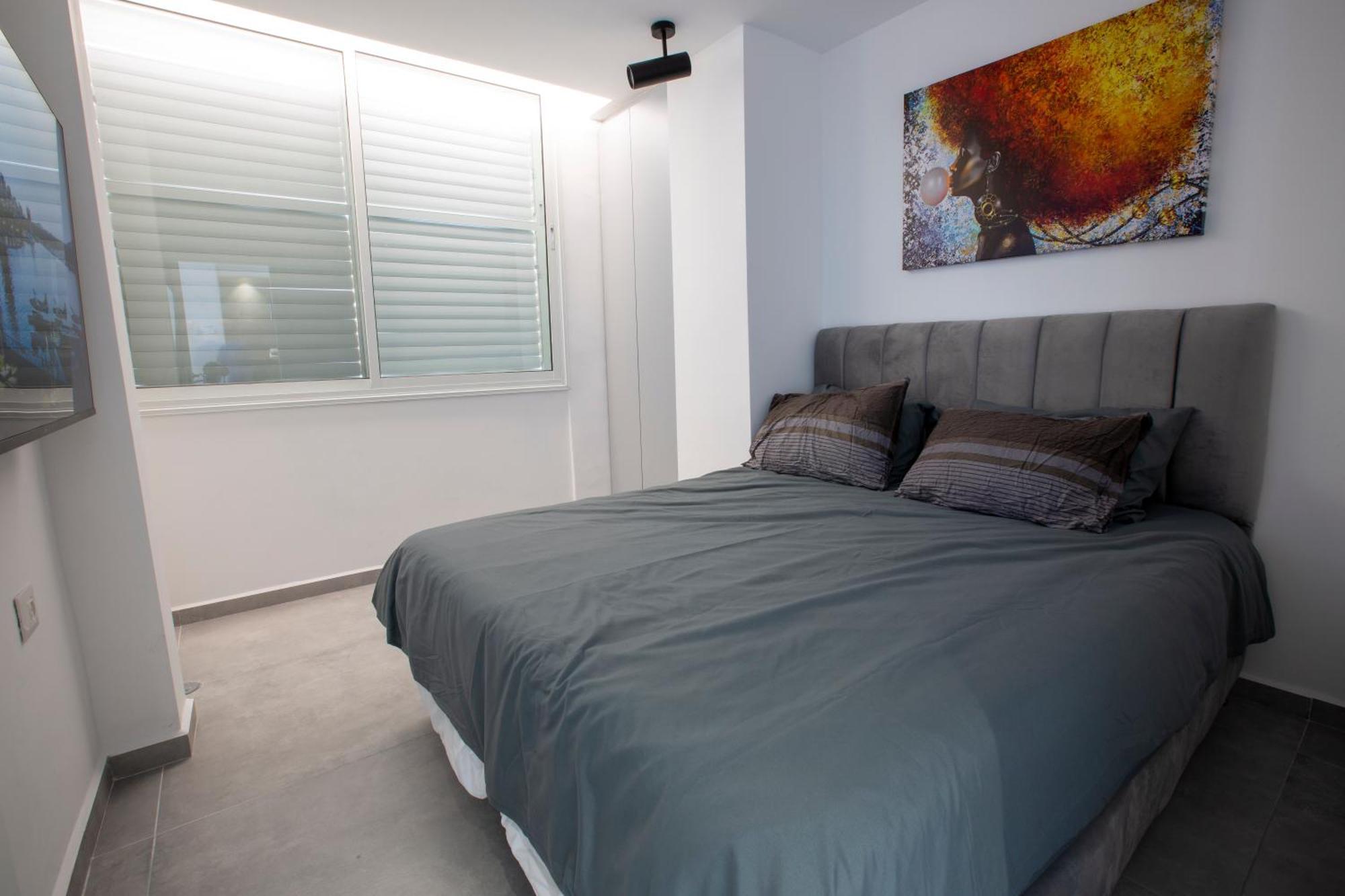 Ferienwohnung חוויה בכיכר גולד Netanja Exterior foto